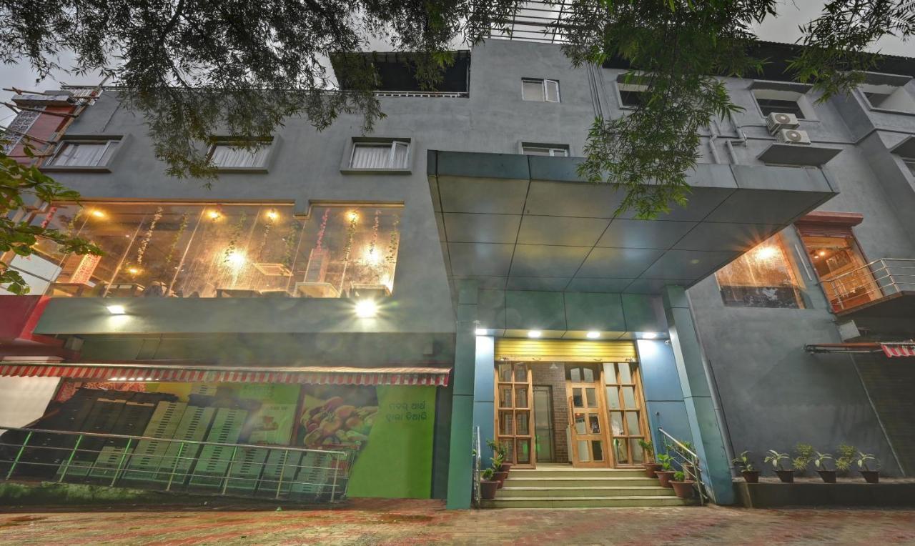 Treebo Paradise Premium Rasulgarh Бхубанешвара Экстерьер фото